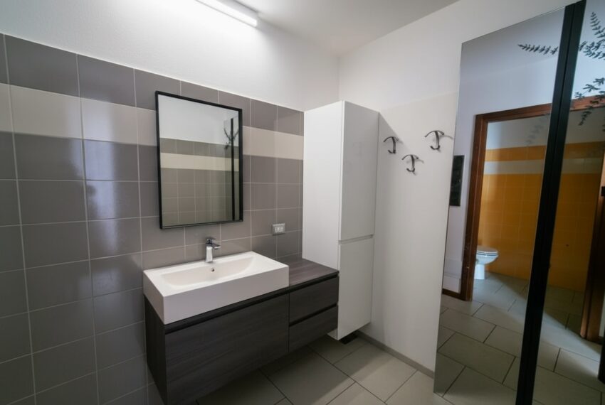 89ce243a-37fc-433b-a36d-7c3c9b05853e