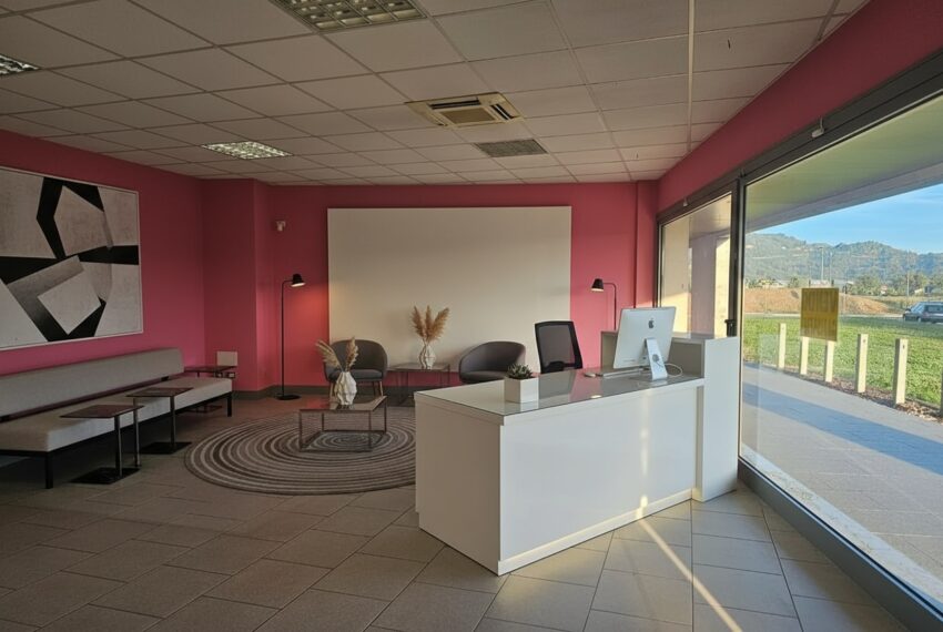 fb2e5bd9-98d7-4ba9-9aa4-18252935d575