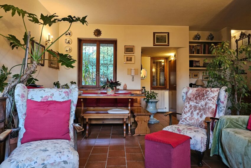 0019876-700e77ac-f414-4277-9f70-d2bd8eb6ea72-min