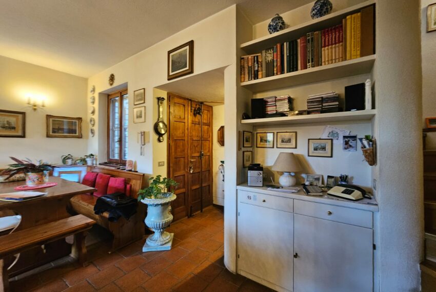 0019889-5437440c-e079-4a55-bafb-4794790894a9-min