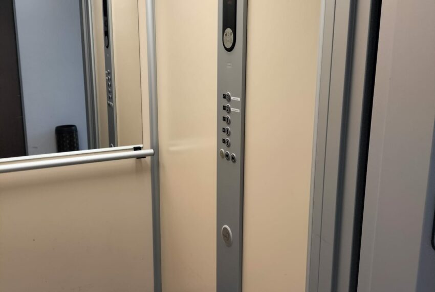 0020341-58ceb209-1c28-454d-aa25-136c34276b60