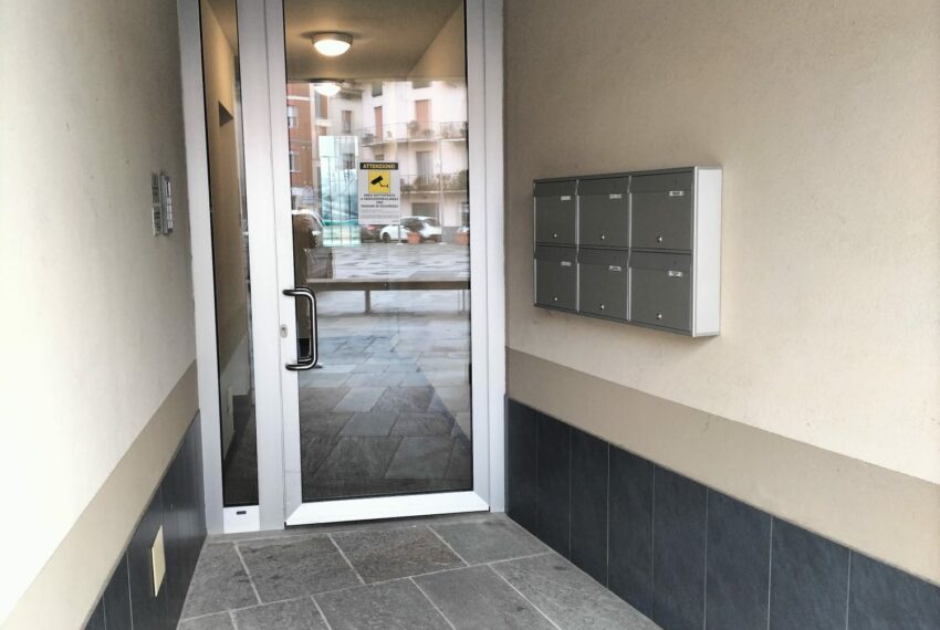 0020363-f1c1b370-bd90-467e-bc0b-8c38861e08e3