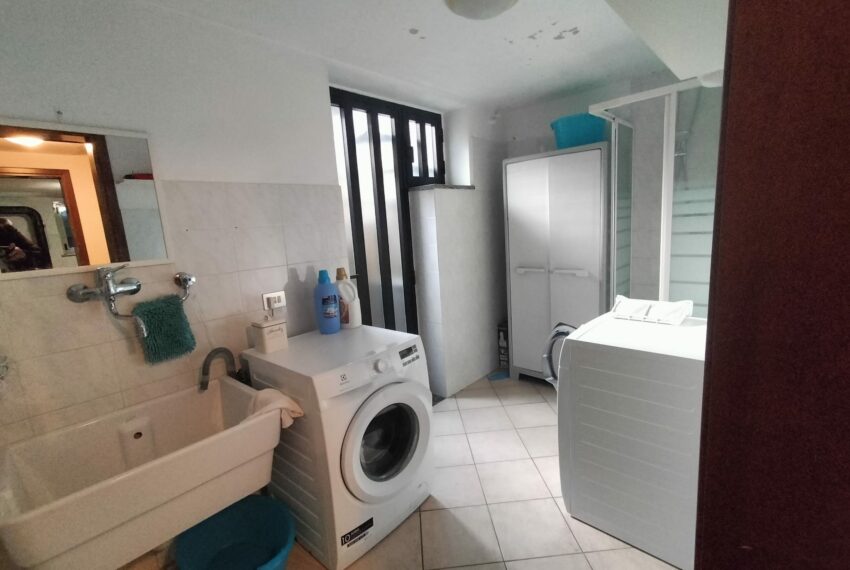 0020721-1cb1ac9e-3b52-4cd9-9a26-4477caddc074