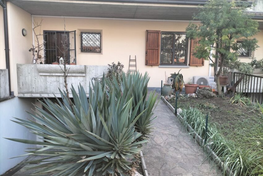 0020736-11eef9c9-3f60-4e34-8ded-d88e3d98d329