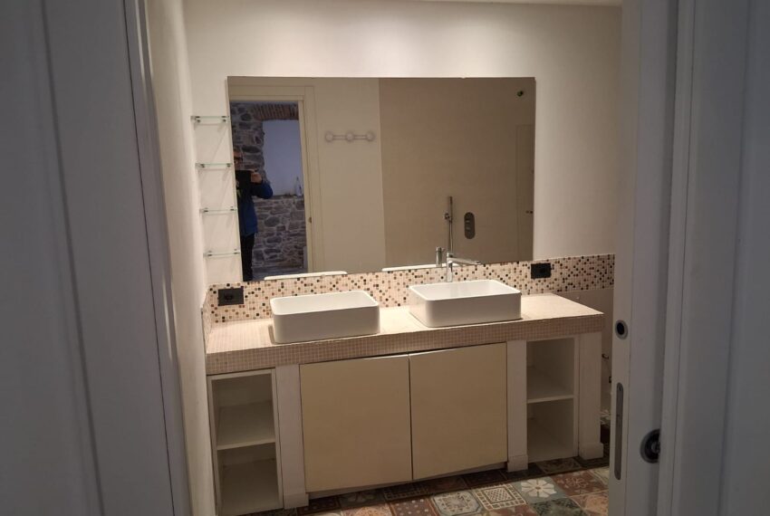 0021088-20218ecd-1f5d-4f85-b4d2-5b2d741b896d