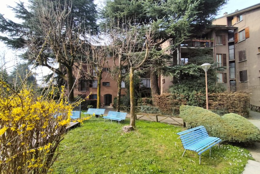 a6392135-22e7-43e5-8c42-99e9298c428f