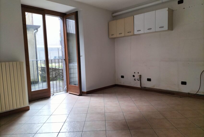 a65a49df-82e0-4edb-b6b1-89731350d6b4