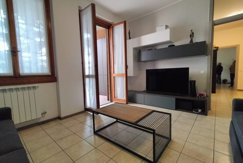 b81fed2a-1a62-4aad-8bf0-f90075029aae