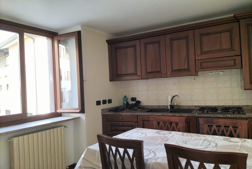 d8834b0d-8301-4e71-bdc3-df5544633b7f