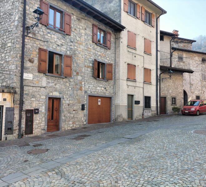 ea75e33a-af2a-466f-aa3a-c1416ecd4d0f