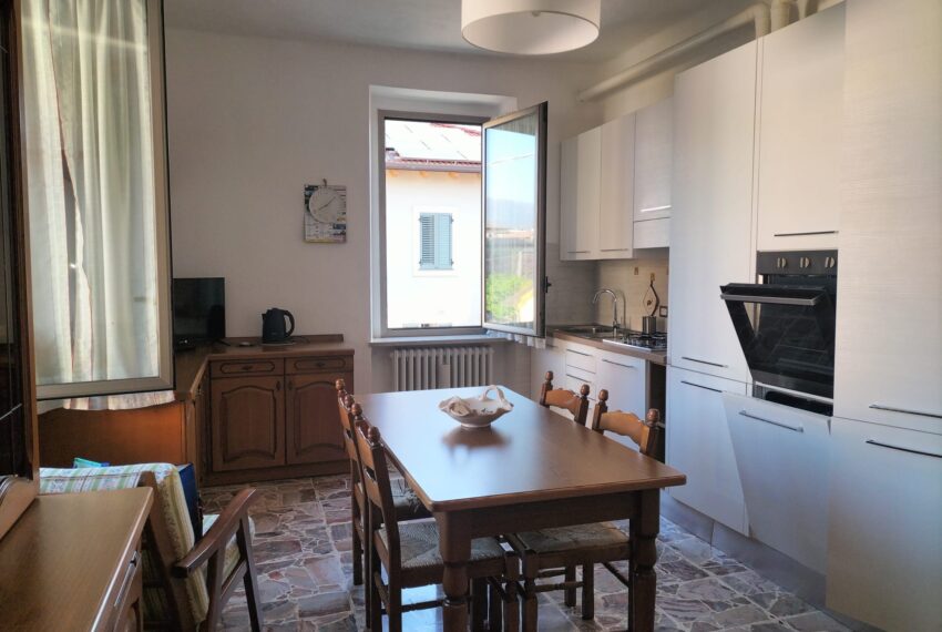 60b353dd-9f71-4162-9d6b-96aa7563ae34