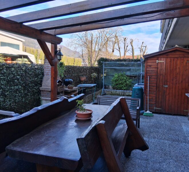 67ca85bf-c1dd-42f8-9fb6-a99a24411d20