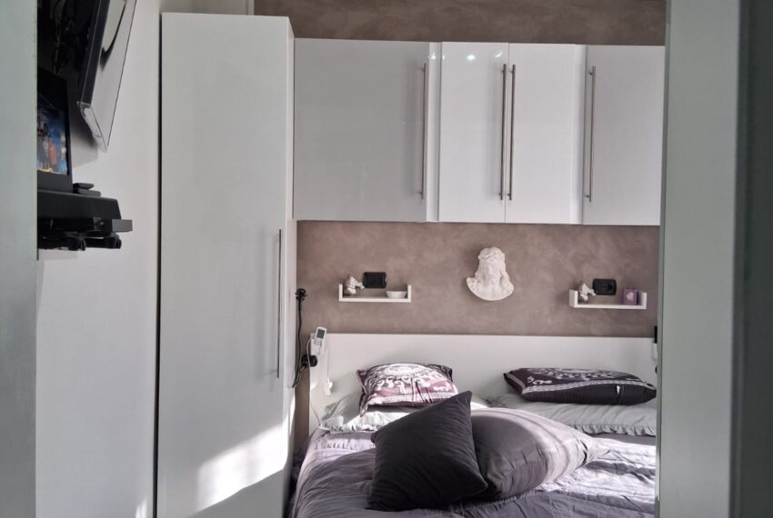 7747b856-61d3-45e1-8b6d-e7bef0f3a0fa