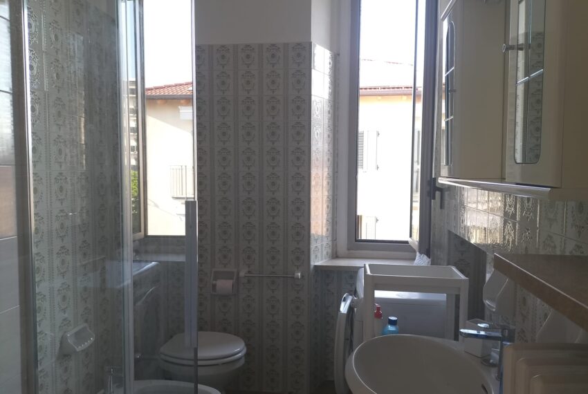 9f1ba670-2775-498e-af0a-d3d1cee00733