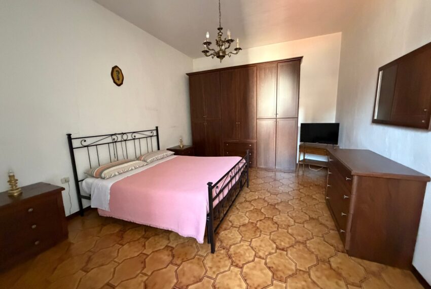 WhatsApp Image 2025-10-09 at 07.16.05