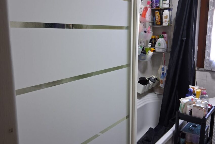 ba0869b8-099b-4584-bf3a-867ab739c4fe