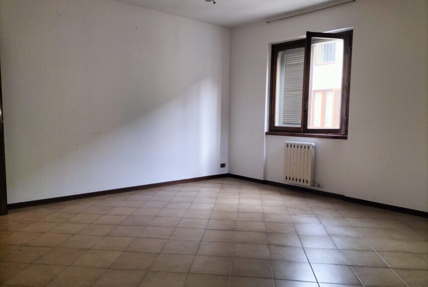 c15935f9-888b-4153-9ff1-f975429830f0