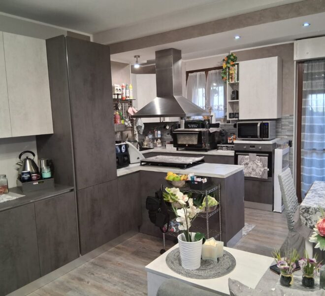 ec45b174-8e5e-4ad4-ac2b-47589d4774f7