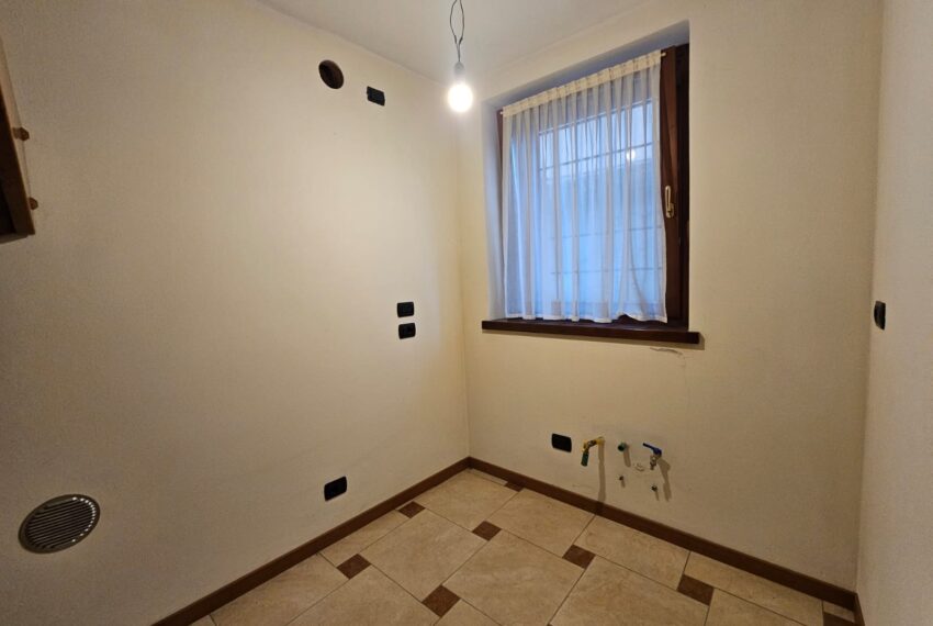 Immagine WhatsApp 2025-03-12 ore 00.06.36_98b072c1
