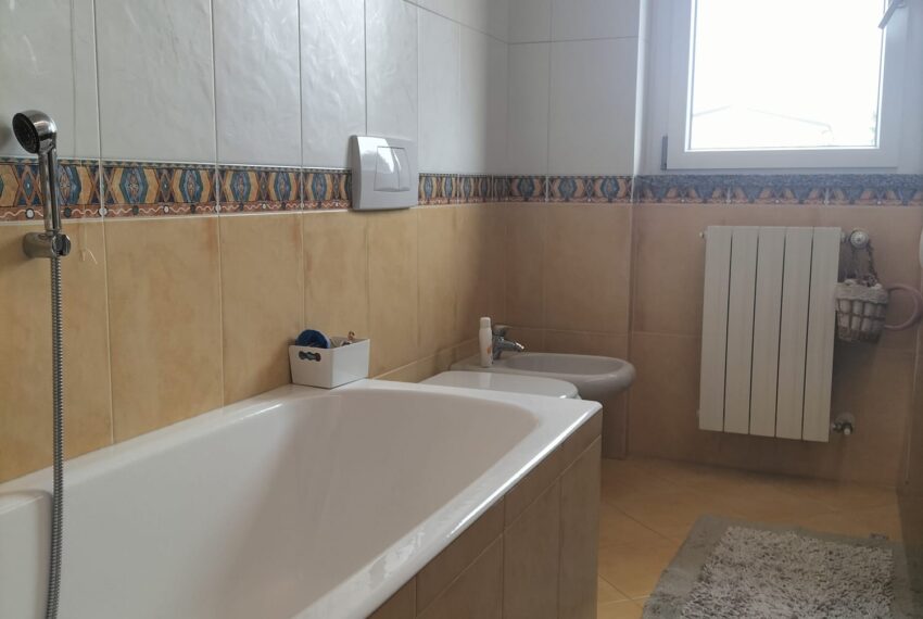6d7f7538-7b26-42a4-8807-b93615018717